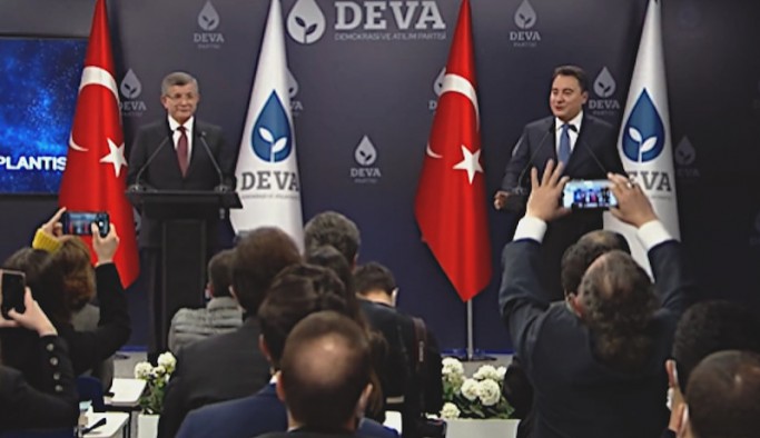 Babacan ve Davutoğlu görüştü: Türkiye her an seçim ortamına girebilir