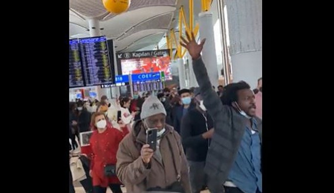 İstanbul Havalimanı'nda protesto: We need hotel