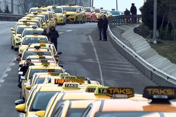 İstanbul'da taksimetre güncelleme kuyruğu