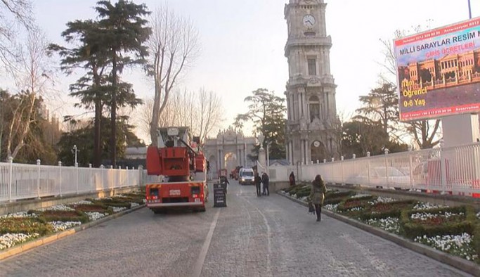 Dolmabahçe Sarayı'nın marangozhanesinde yangın çıktı