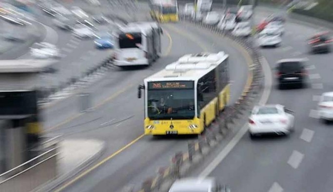 İBB'nin ulaşıma yüzde 50 zam ve 'öğrenci kartlarına yaş sınırı' önerisi reddedildi