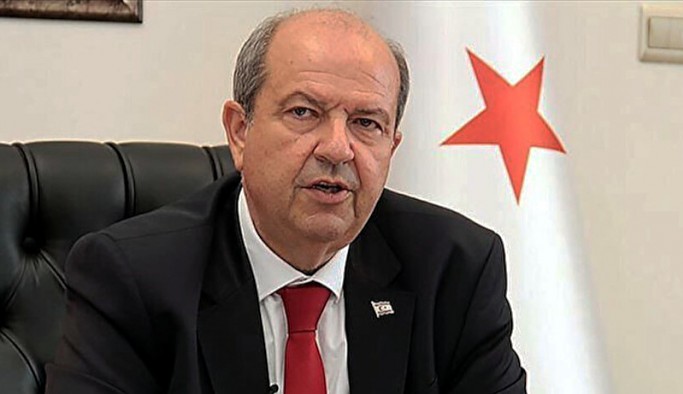 Kıbrıs'ta TTB üyesinin konuşmasına Tatar'dan 'Türkiye’nin konularını burada konuşamazsınız' müdahalesi