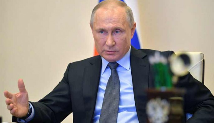 Putin: Batı ülkelerinin Rusya'ya uyguladığı yaptırımlar savaş ilanına eşdeğerdir