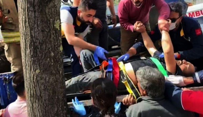 Avcılar'da vinç halatı operatörün üzerine düştü