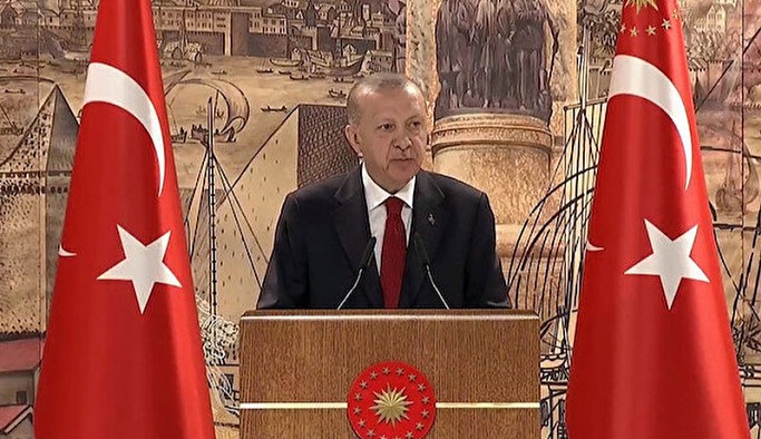 Erdoğan: Daima sanatçılarımızın yanlarında yer aldık