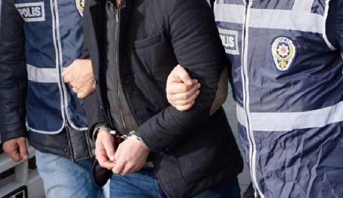 HDP'li eski belediye eş başkanları ve meclis üyelerinin evlerine baskın: Çok sayıda gözaltı
