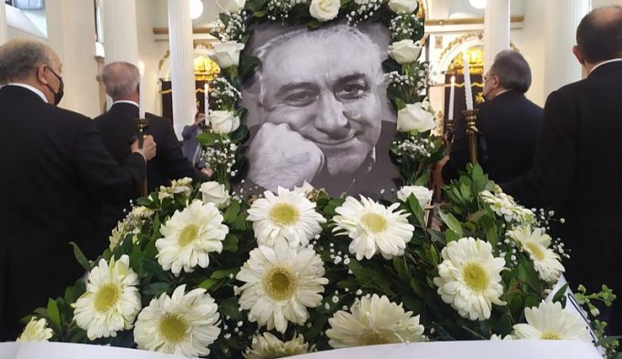 Yazar Mıgırdiç Margosyan için Kumkapı Patrikhane Kilisesinde tören