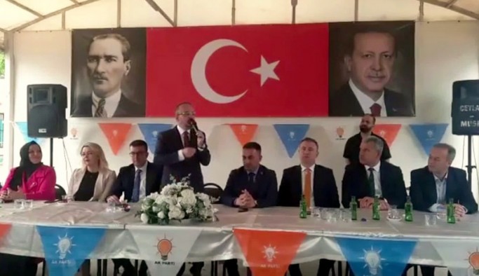 AKP'li Turan'dan 'muhalif' medyaya: Bu bir geri zekalılıktır