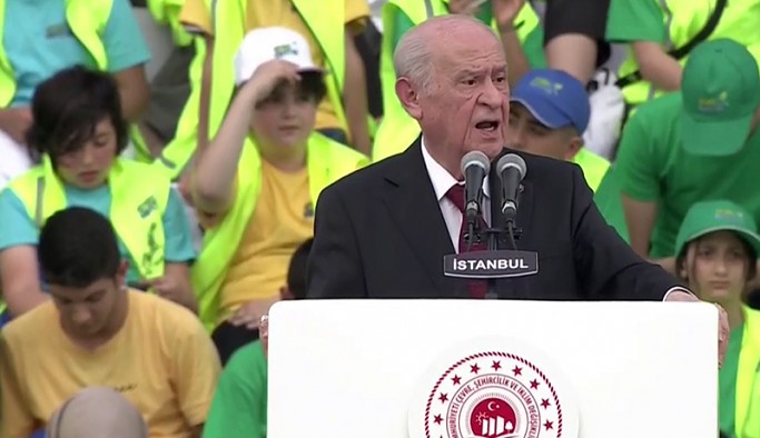 Bahçeli: Atatürk isminin silinmesi hiç kimsenin hatırına ve gündemine gelmemiştir