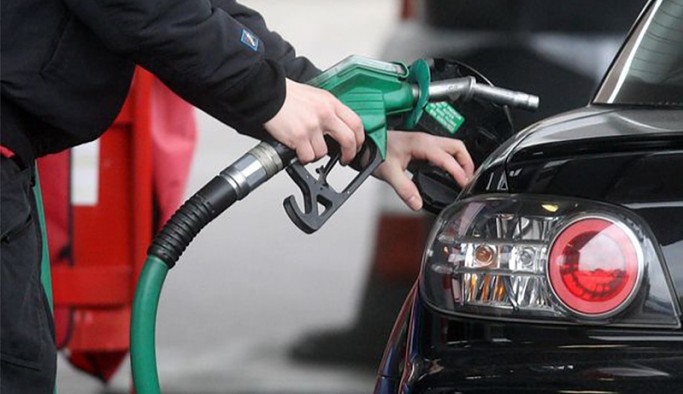 Fiyat artışları bitmedi, daha da sürecek: Benzine altı ayda 12 lira zam geldi