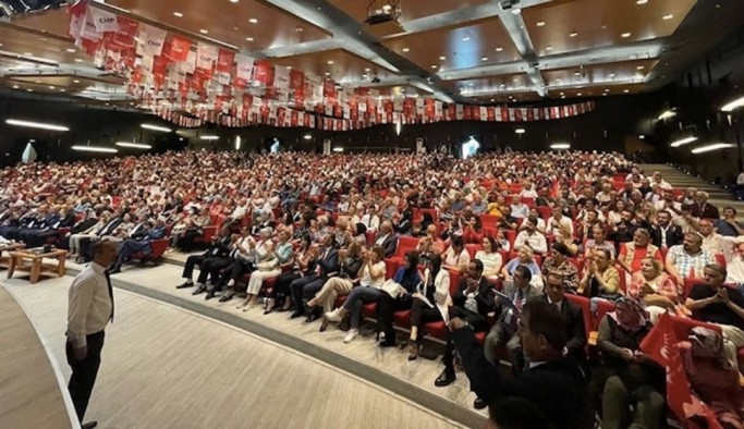 AKP’nin kalesinde 700 kişi CHP’ye katıldı, Kılıçdaroğlu 'Artık hiçbir yer kale değildir' dedi