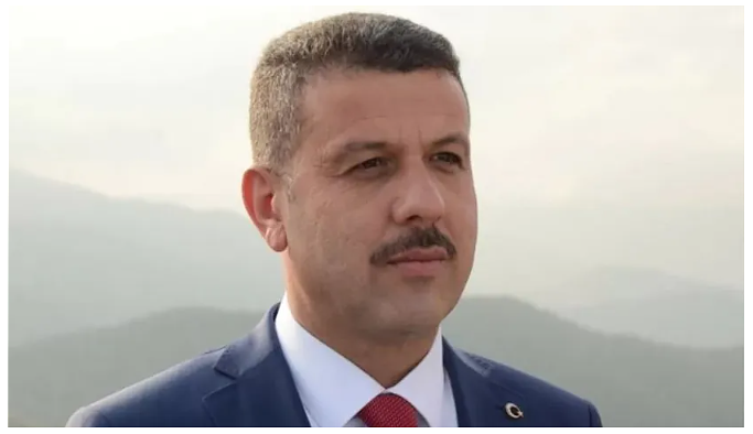 Boyabat Belediye Başkanı Şefik Çakıcı istifa etti