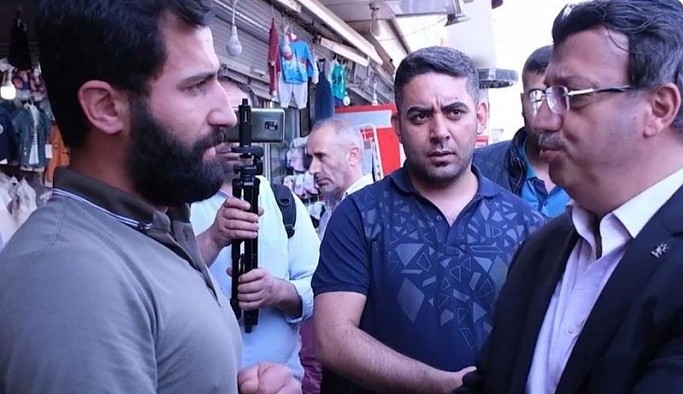 Esnaf ziyaretine çıkan AKP Van İl Başkanı'na tepki: Perişanız, sorumlusu sizsiniz