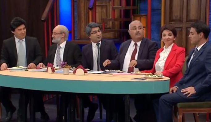 Güldür Güldür Show'dan 'altılı masa' skeci