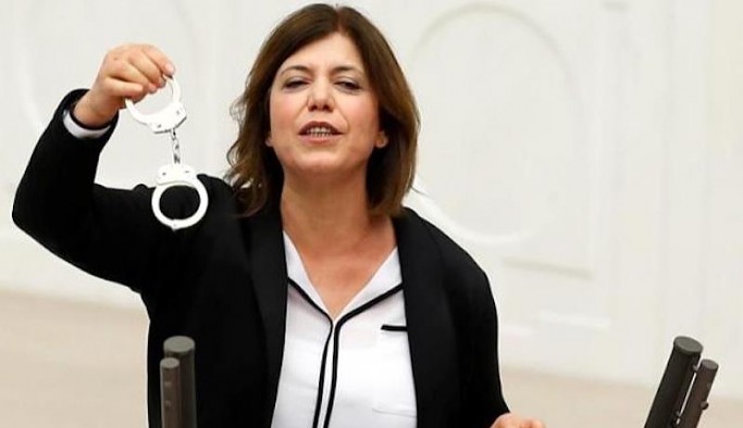 HDP'li Beştaş'tan, Bakan Bozdağ’a: Gazeteciler neden gözaltında?