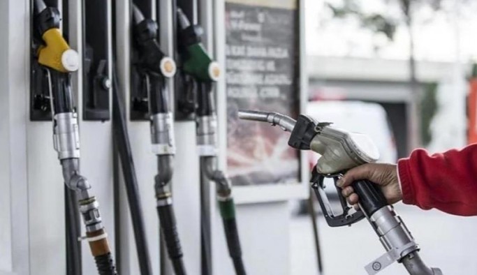 Motorine rekor düzeyde zam: Litresi 30 lirayı aşıyor
