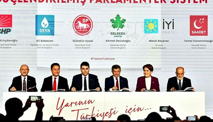 Sur ilçesine bağlı Bağıvar Mahallesi’nde girdikleri akıntıda kaybolan 3 lise öğrencisinin cansız bedenine ulaşıldı.