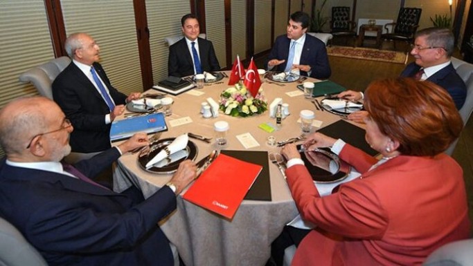 6’lı masa toplanıyor: Gündemde adayın yetkileri var
