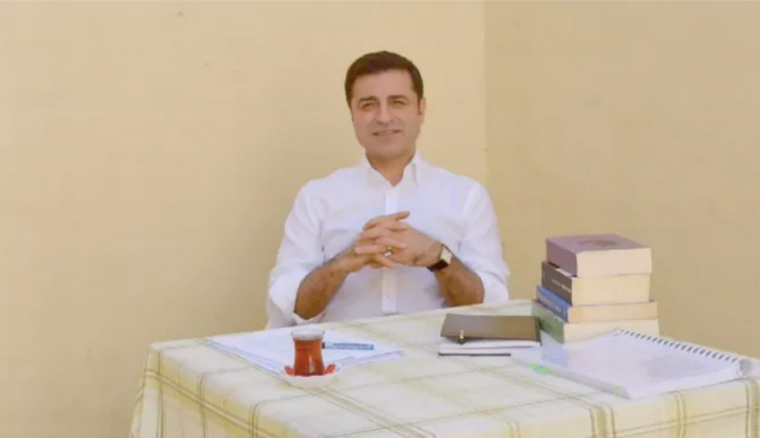 Demirtaş: Kandil’in para gönderdiği haberleri külliyen yalan; algı yaratıyorlar