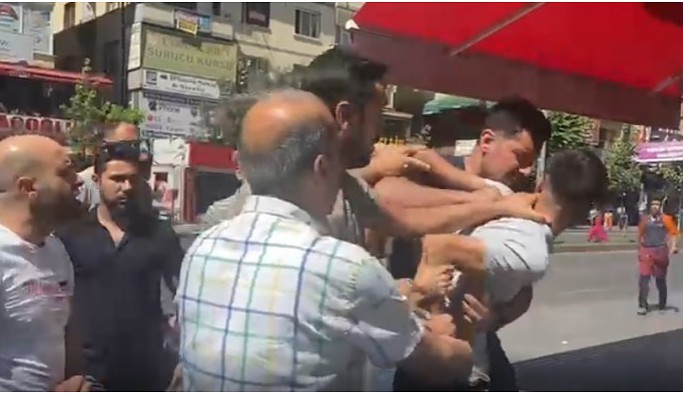 HDP önünde provakasyon