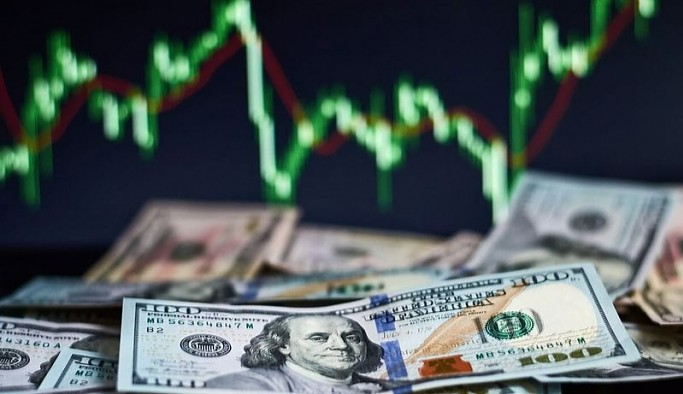 Yükseliş yüzde 30'u geçti, dolar/TL kuru 2022 yılının zirvesini gördü