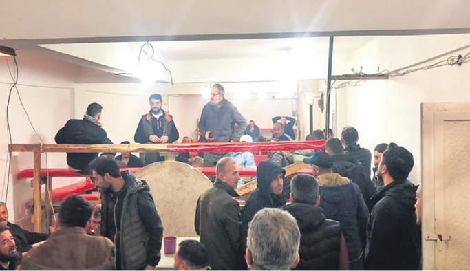 Hayvanları Koruma Derneği Başkanı horoz dövüştürücüsü çıktı