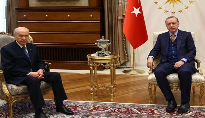 Erdoğan ile Bahçeli arasında kritik görüşme