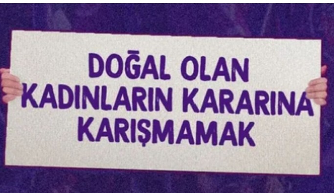 Kadınlar sokağa çıkıyor: 'Anormal yönetmeliğe karşı eylemdeyiz'