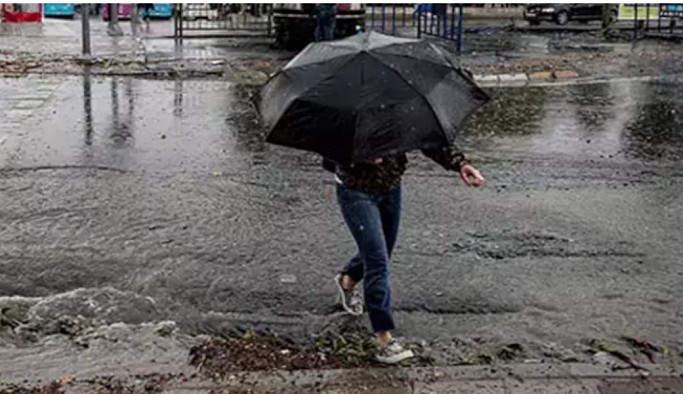 Doğu'ya kar, Batı'ya sağanak yağış geliyor