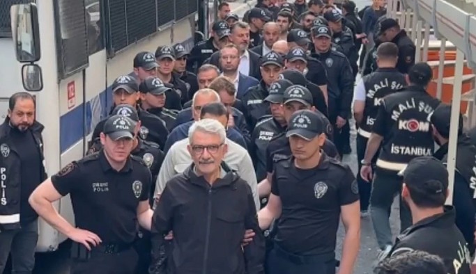 CHP'nin Akın Gürlek ve savcılar hakkındaki şikayetinin detayları: 'Soruşturmalar bir kurgu çerçevesinde yürütüldü'