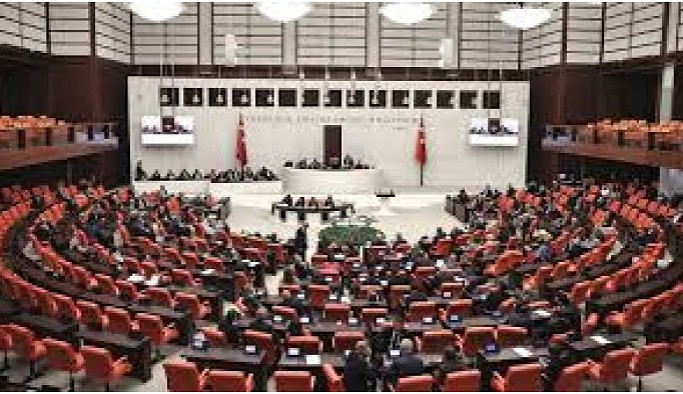 Kurtulmuş: Komisyon çalışmaları Ağustos'un ilk haftası başlayacak
