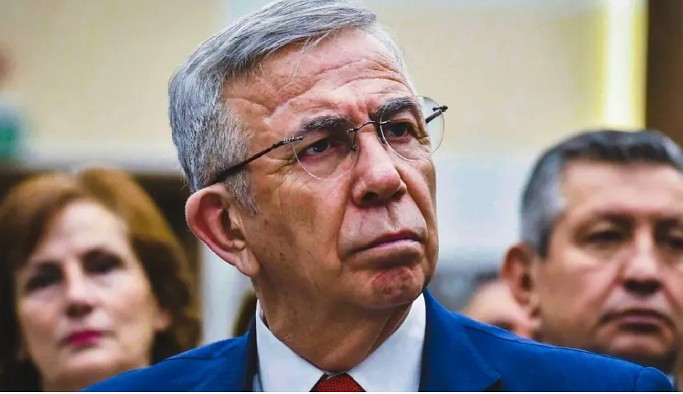 Mansur Yavaş'tan adaylık çıkışı: 'Ekrem Başkan olur. Özgür Bey parlıyor artık, olur. Ben olurum'
