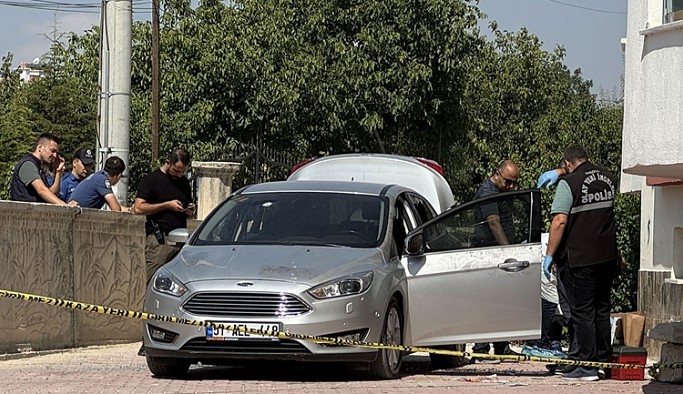 Konya'da araca düzenlenen silahlı saldırıda amca ve 11 yaşındaki yeğeni öldü