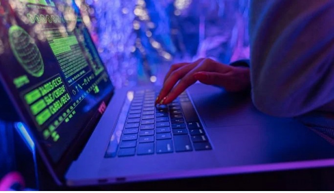 Şifre*: Hackerlar giriş bilgilerinizin varyasyonlarını deniyor
