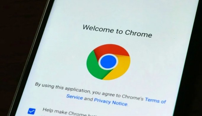 Apple'dan uyarı: Google Chrome yerine Safari kullanın