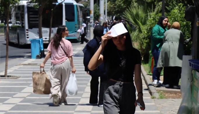 Sağlık Bakanlığı'ndan sıcaklık tavsiyeleri