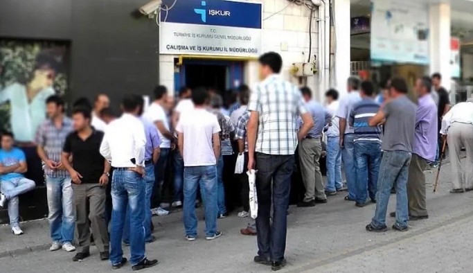 TÜİK: İşsizlik oranı azaldı
