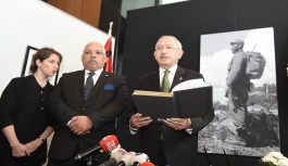 Küba Büyükelçiliği'ne Castro ziyareti