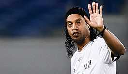 Ronaldinho Futbolu Bıraktı