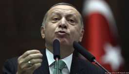 Erdoğan'dan Macron'a baktım garip açıklamalar yapıyor...