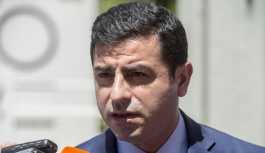 Demirtaş: Ölüm bile bazı yaşayanlardan daha iyi siyaset yapar