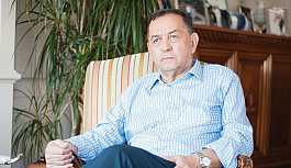 Eski Deniz Kuvvetleri Komutanı Özden Örnek hayatını kaybetti