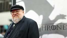 Game Of Thrones yazarı George R.R. Martin'den yeni kitap duyurusu: 'Kış 2018'de de gelmeyecek