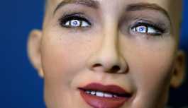 Robot Sophia Türkiye’de: Adil dağıtılırsa dünya hepimize yeter