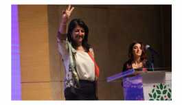 Buldan: Saray'ı kadın bakanlığı olarak kullanacağız