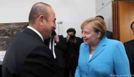 Çavuşoğlu: Merkel resmi davet demedi