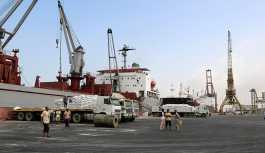 Yemen'e giden Türk gemisinde patlama