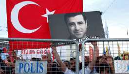 Adalet Bakanı Gül: Demirtaş, CHP istediği için içeride