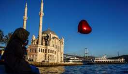 İstanbul'a gelen her 4 turistten biri Arap