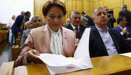 Akşener'e istifa kararını aldıran Twitter mesajı